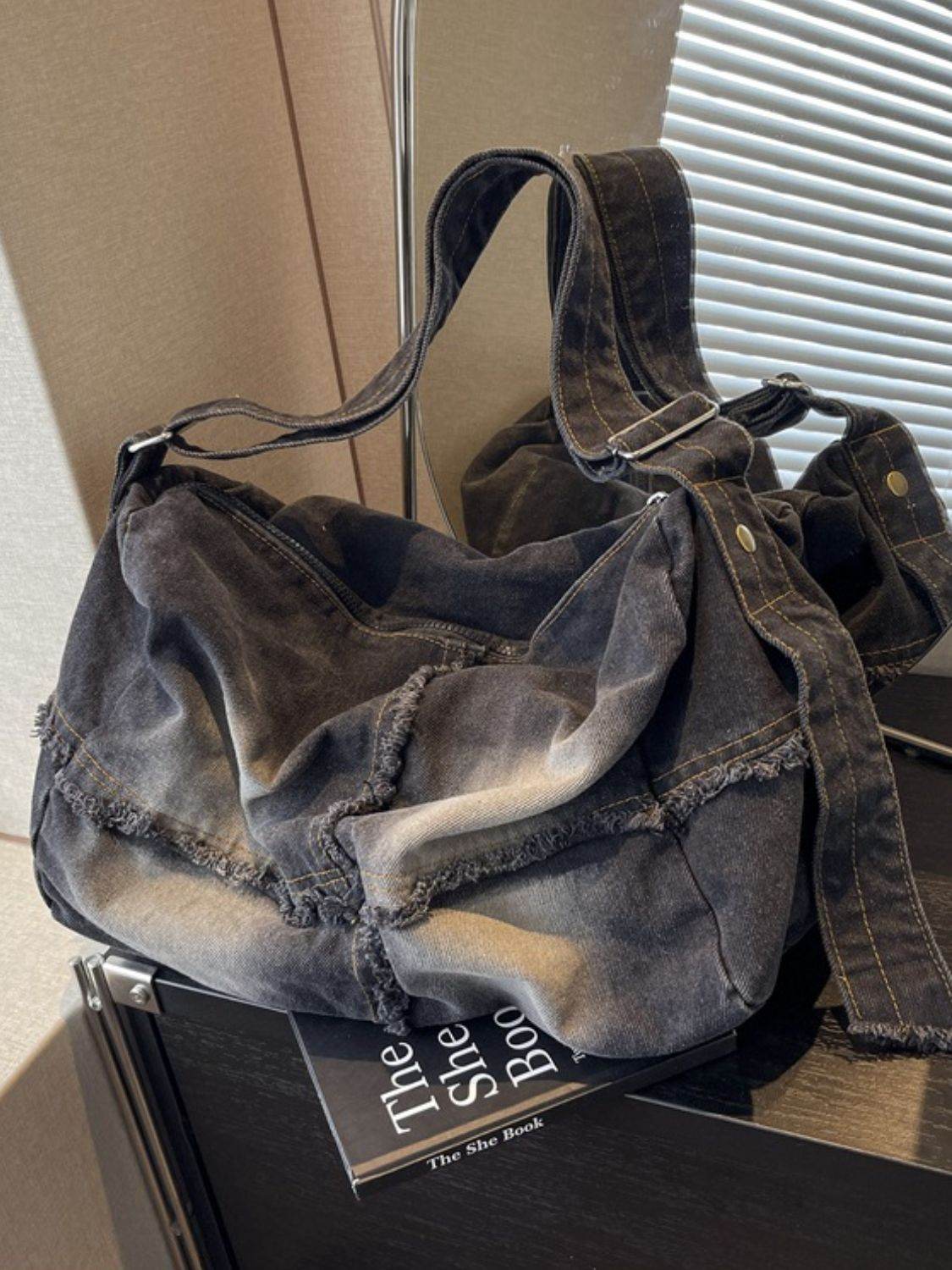Raw Hem Gradient Crossbody Bag - Delanoir