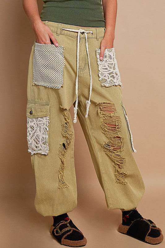 POL Crochet Patch Distressed Washed Jeans - Delanoir