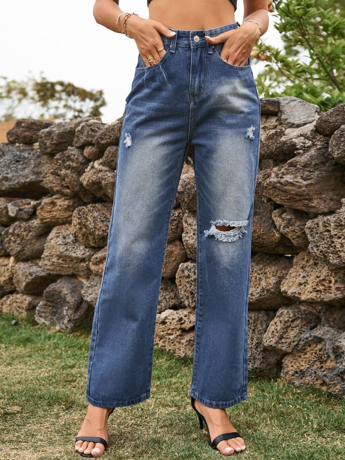 Distressed Jeans with Pockets - Delanoir