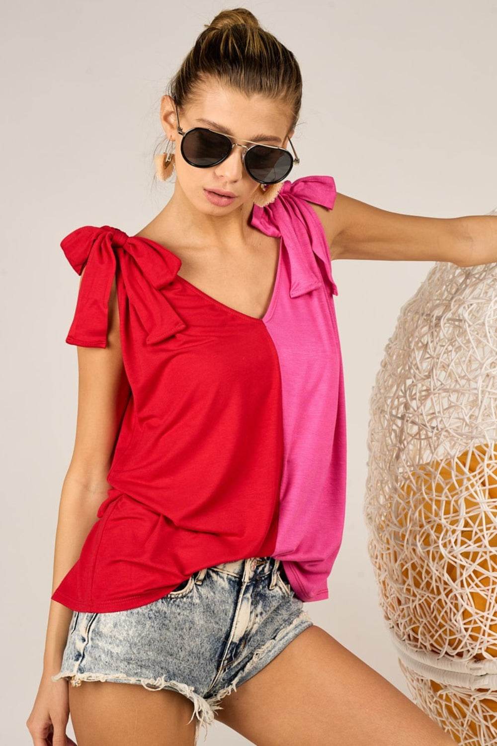 BiBi Shoulder Ribbon Tied Contrast Tank - Delanoir