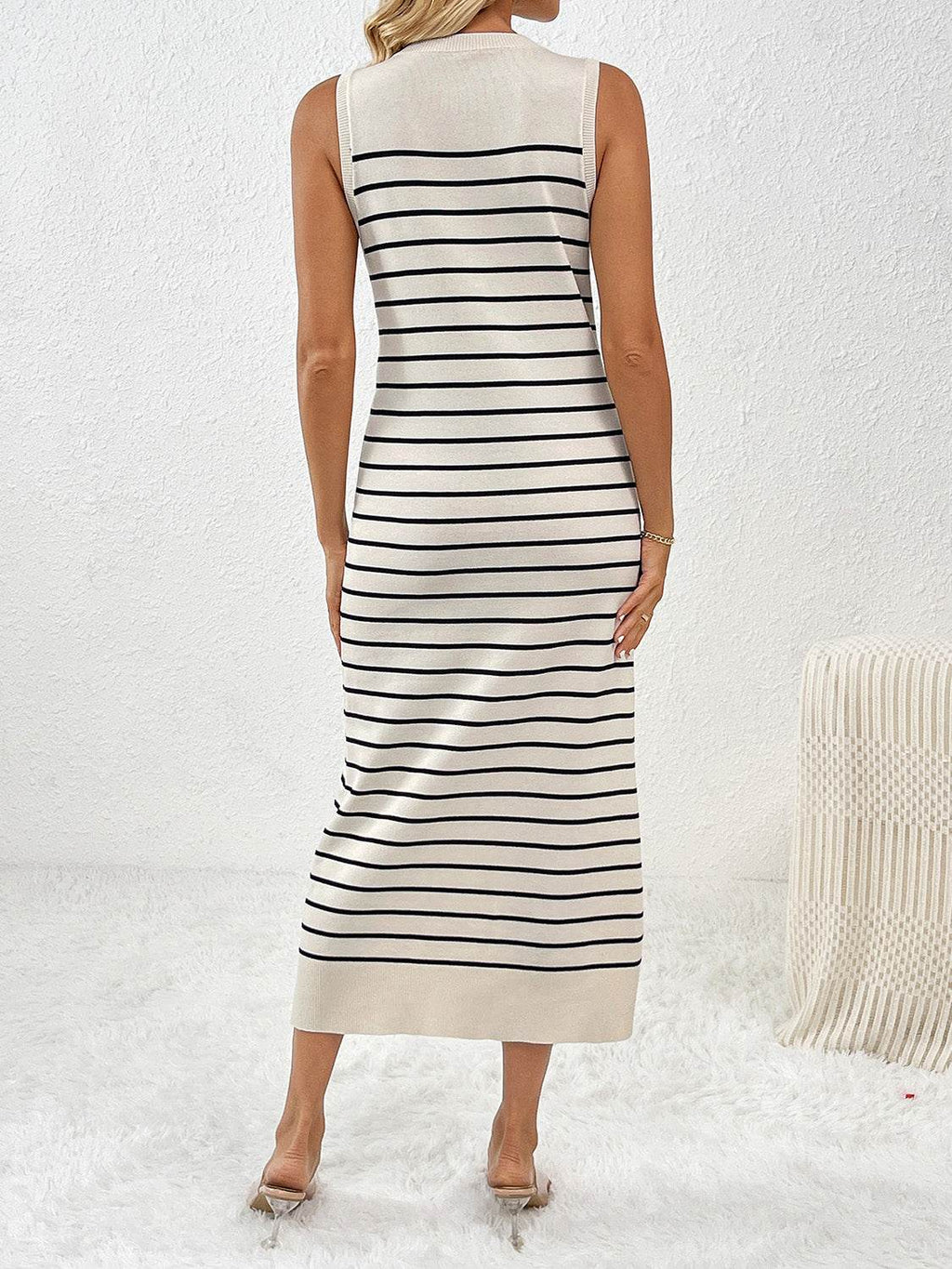 Round Neck Sleeve Midi Knit Dress - Delanoir