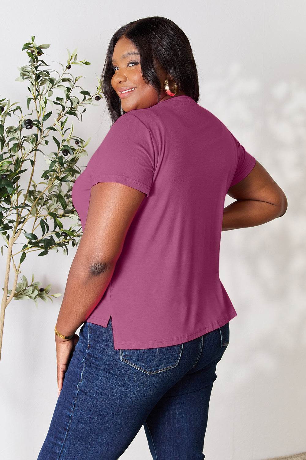 Basic Bae Full Size Round Neck Short Sleeve T-Shirt - Delanoir
