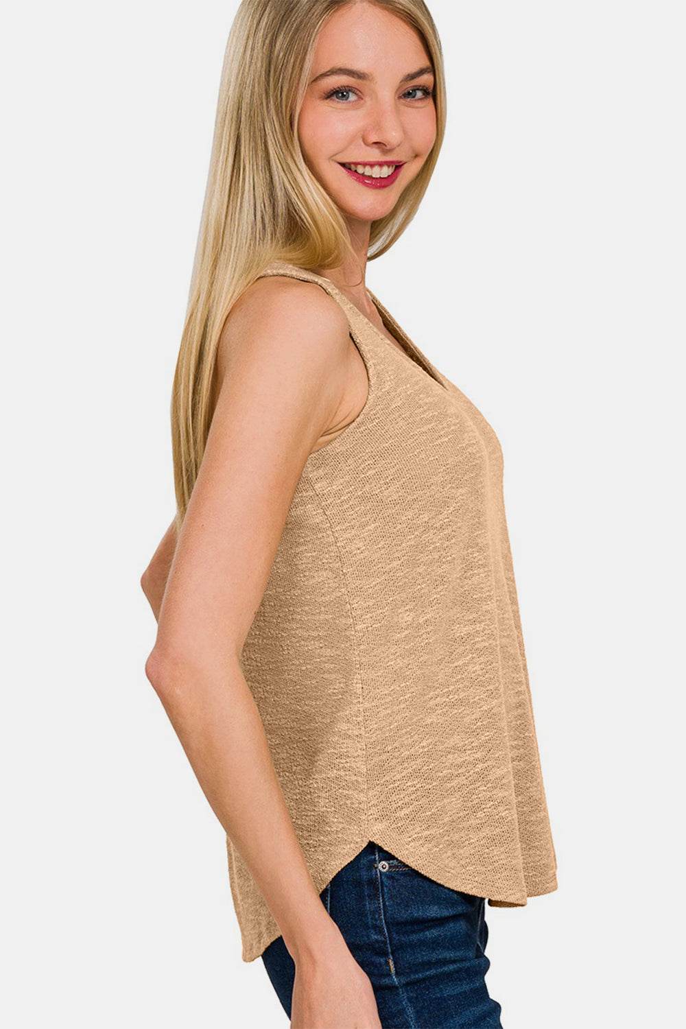 Zenana V-Neck Curved Hem Tank - Delanoir