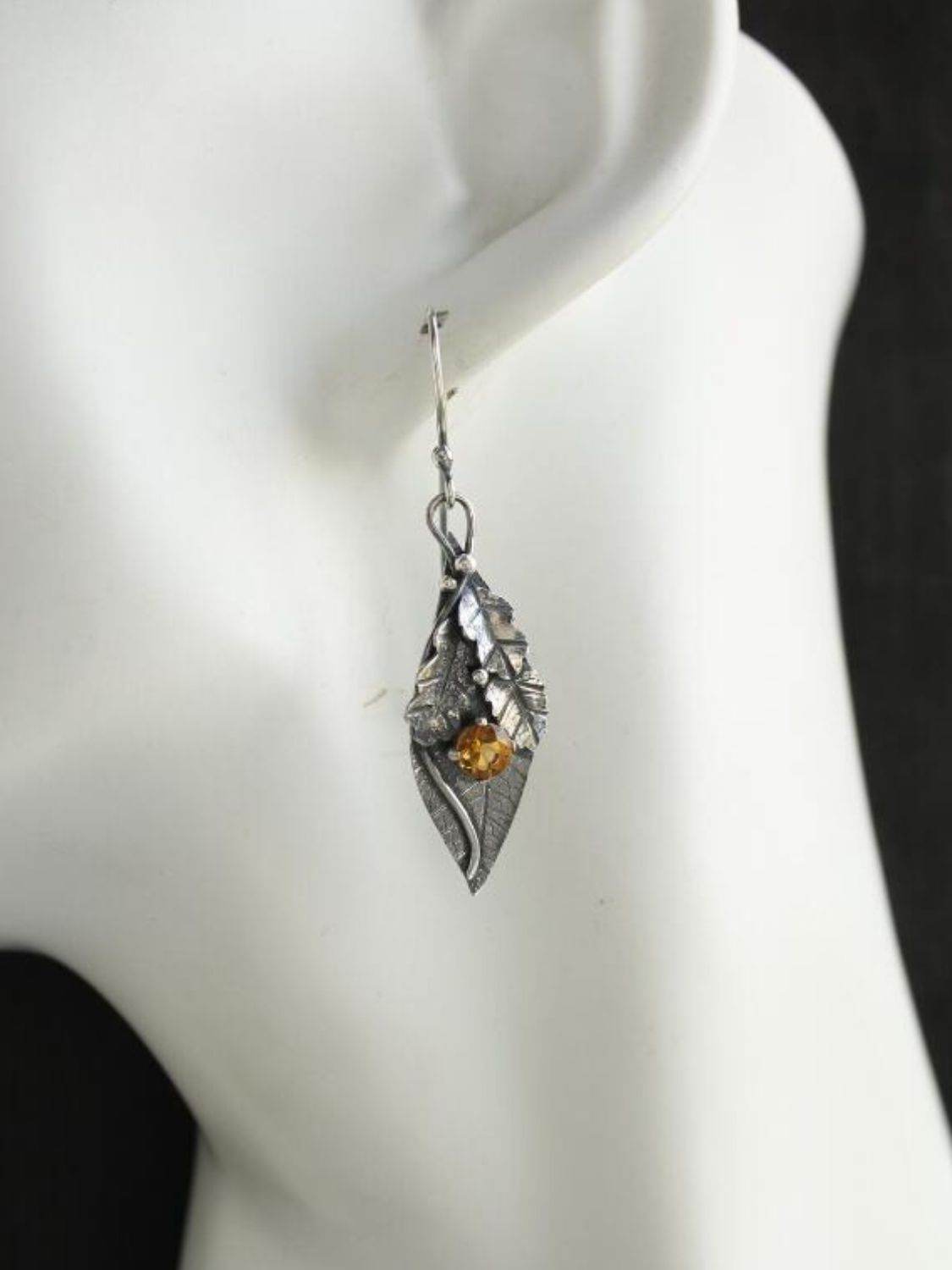 Alloy Rhinestone Leaf Shape Earrings - Delanoir