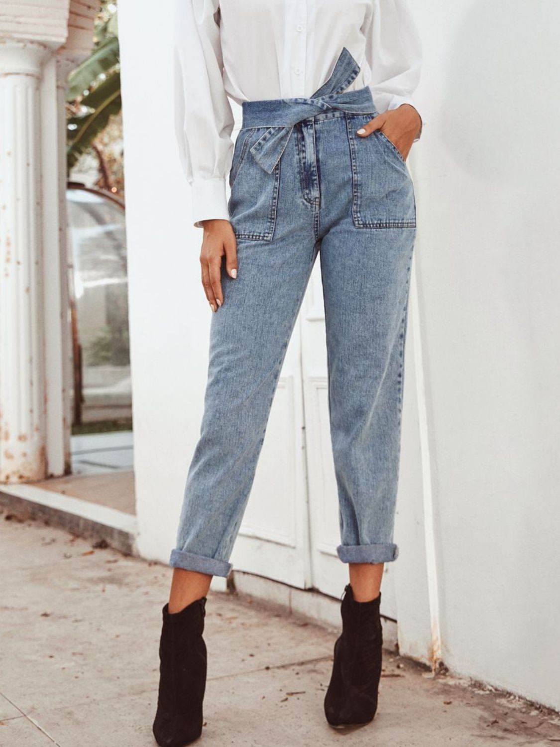 Tied Straight Leg Jeans with Pockets - Delanoir