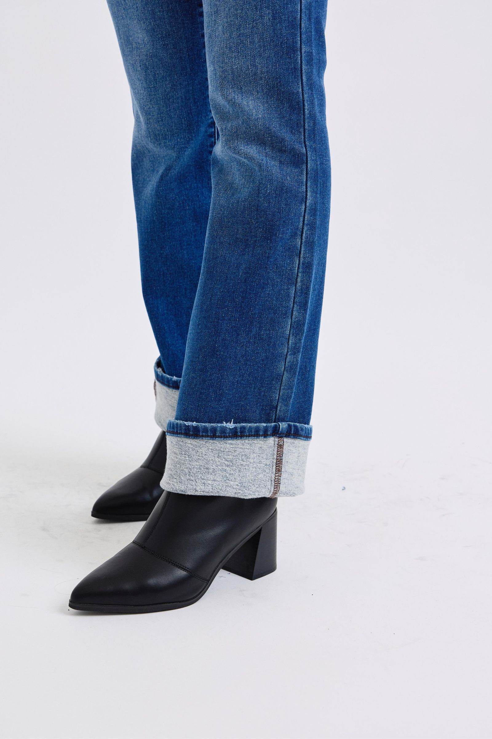Judy Blue Full Size Run Mid-Rise Bootcut Jeans with Thermal Lining - Delanoir