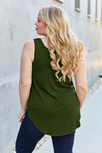 Basic Bae Full Size Round Neck Curved Hem Tank - Delanoir