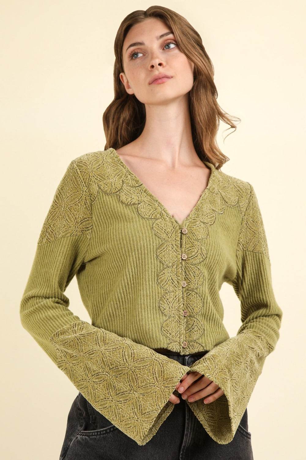 VERY J V-Neck Lace Detail Button Down Crop Ribbed Knit Top - Delanoir