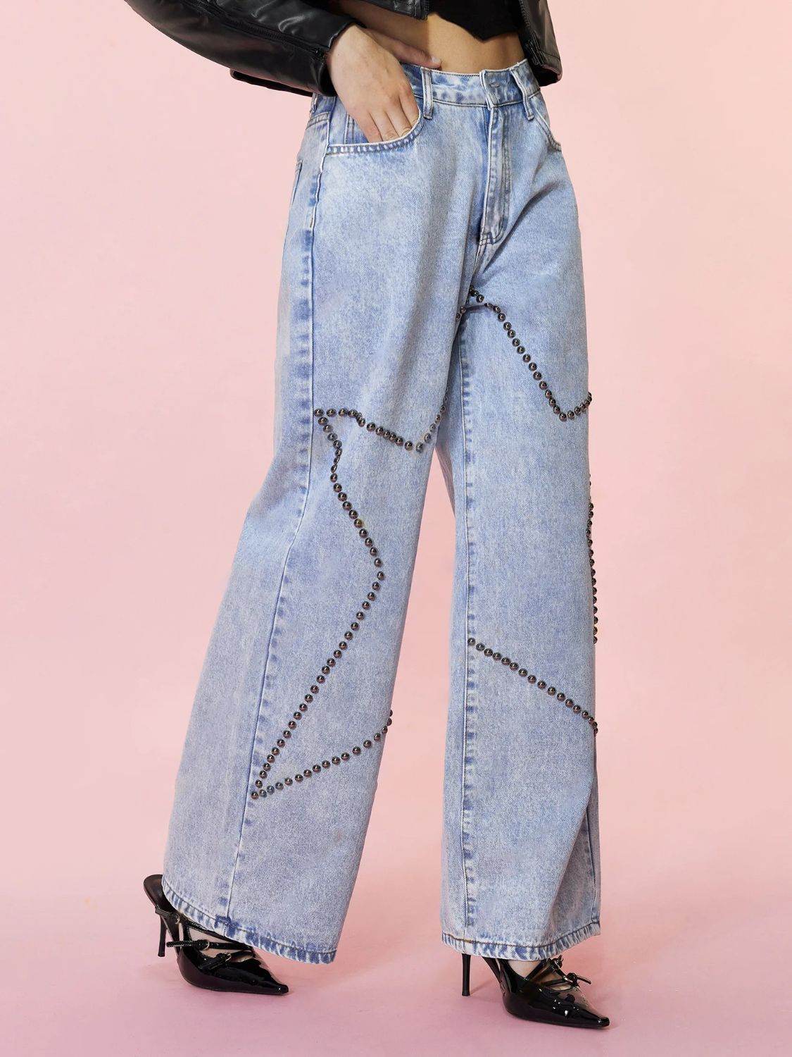 Studded Star Straight Jeans with Pockets - Delanoir