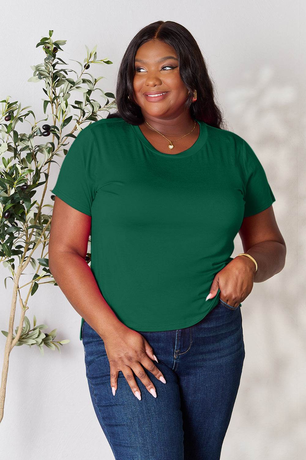 Basic Bae Full Size Round Neck Short Sleeve T-Shirt - Delanoir