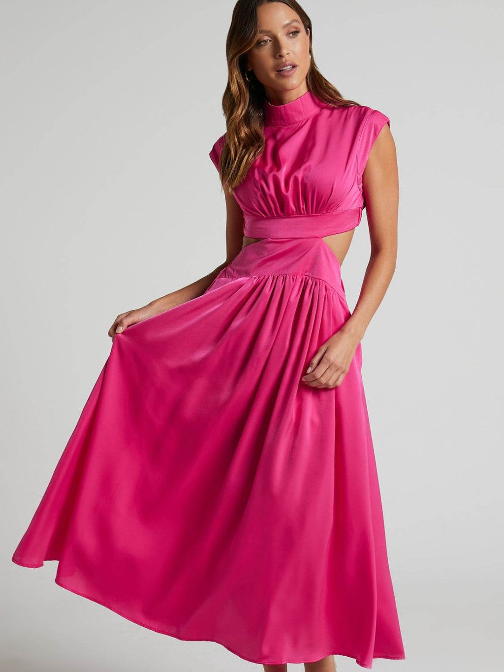 Cutout Mock Neck Sleeveless Ruched Dress - Delanoir