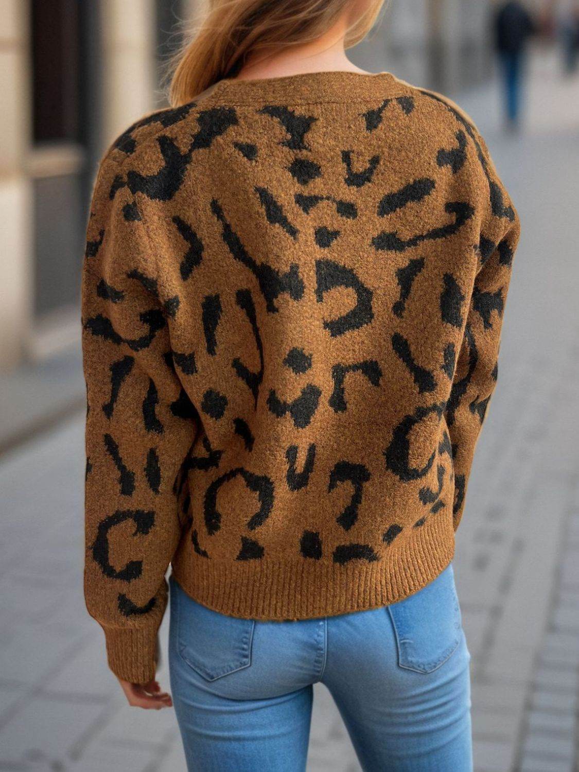 Leopard V-Neck Button Up Cardigan - Delanoir