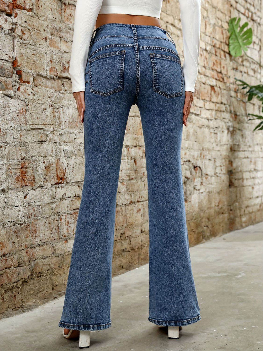 Bootcut Jeans with Pockets - Delanoir