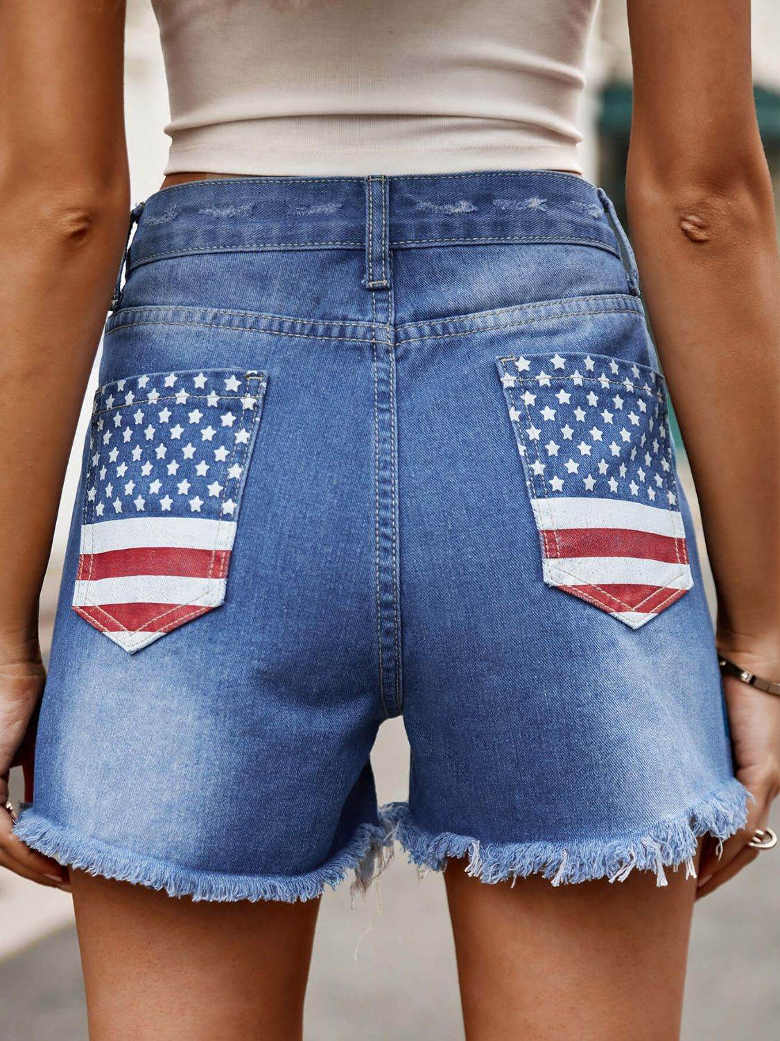 Raw Hem Denim Shorts with Pockets - Delanoir