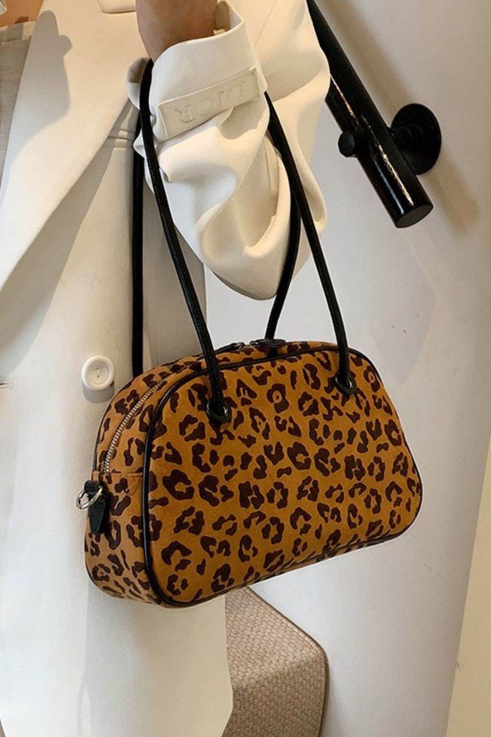 Leopard Suede Medium Shoulder Bag - Delanoir