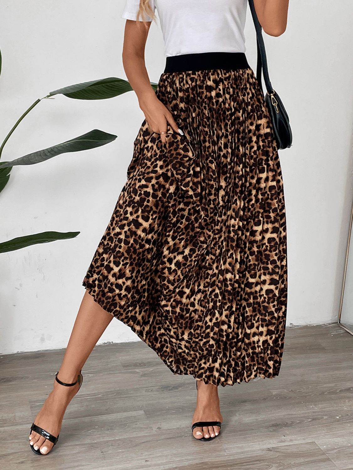 Perfee Pleated Leopard Maxi Skirt - Delanoir