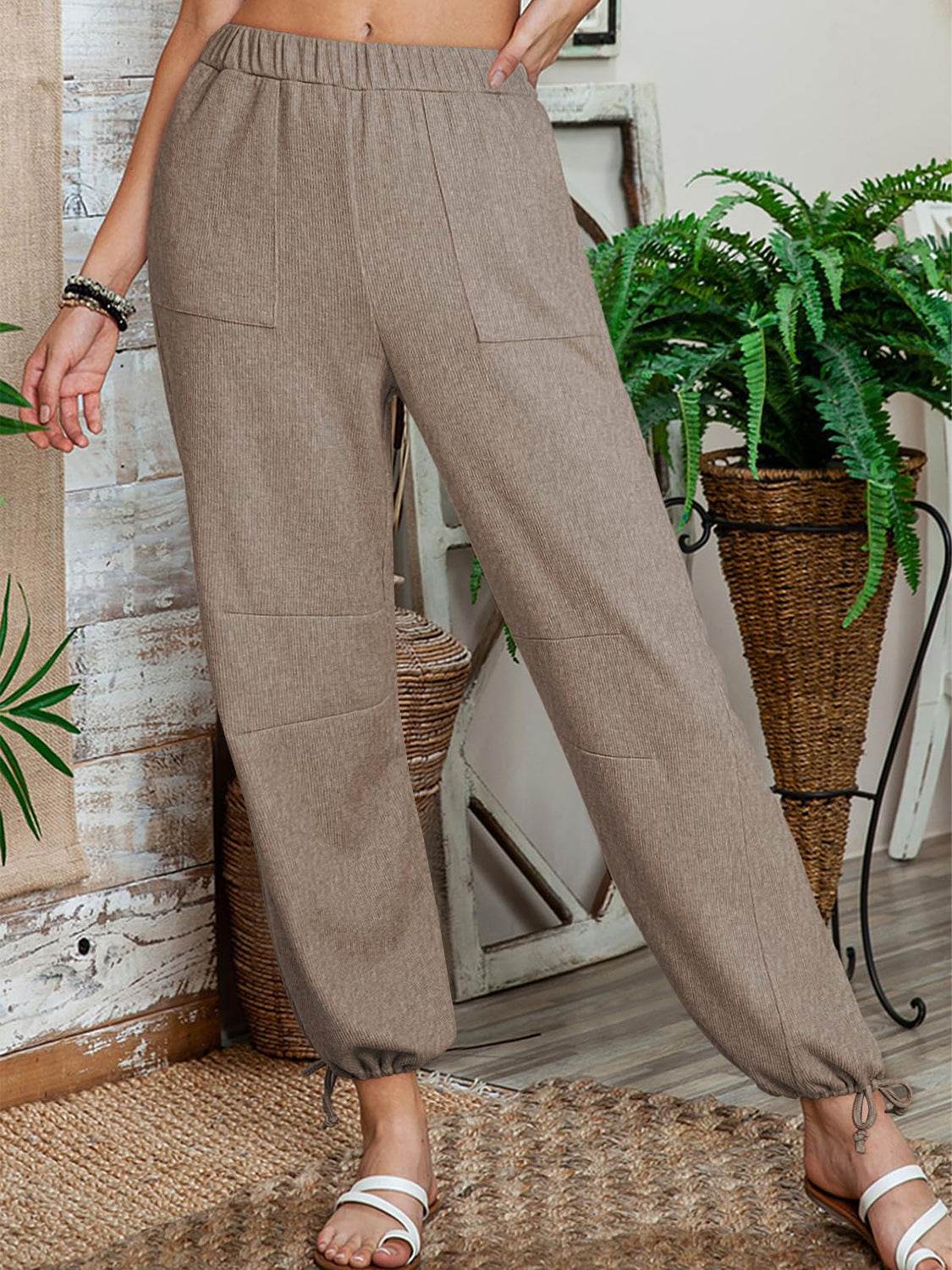 Drawstring Elastic Waist Joggers - Delanoir