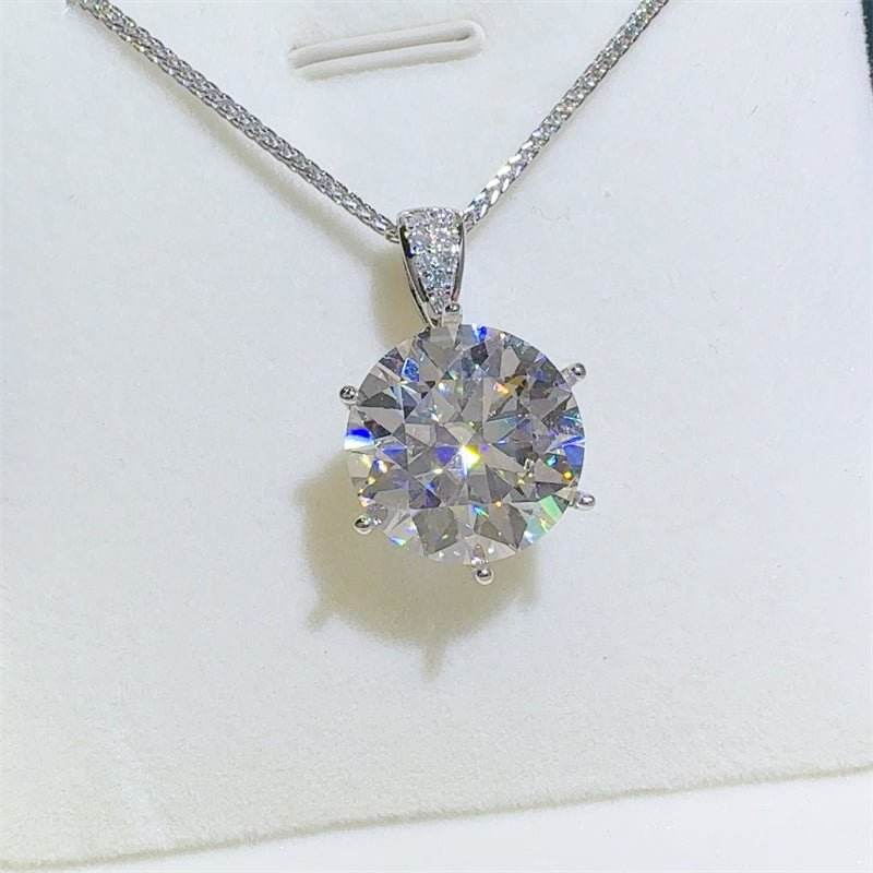 10 Carat Moissanite 925 Sterling Silver Pendant Necklace - Delanoir