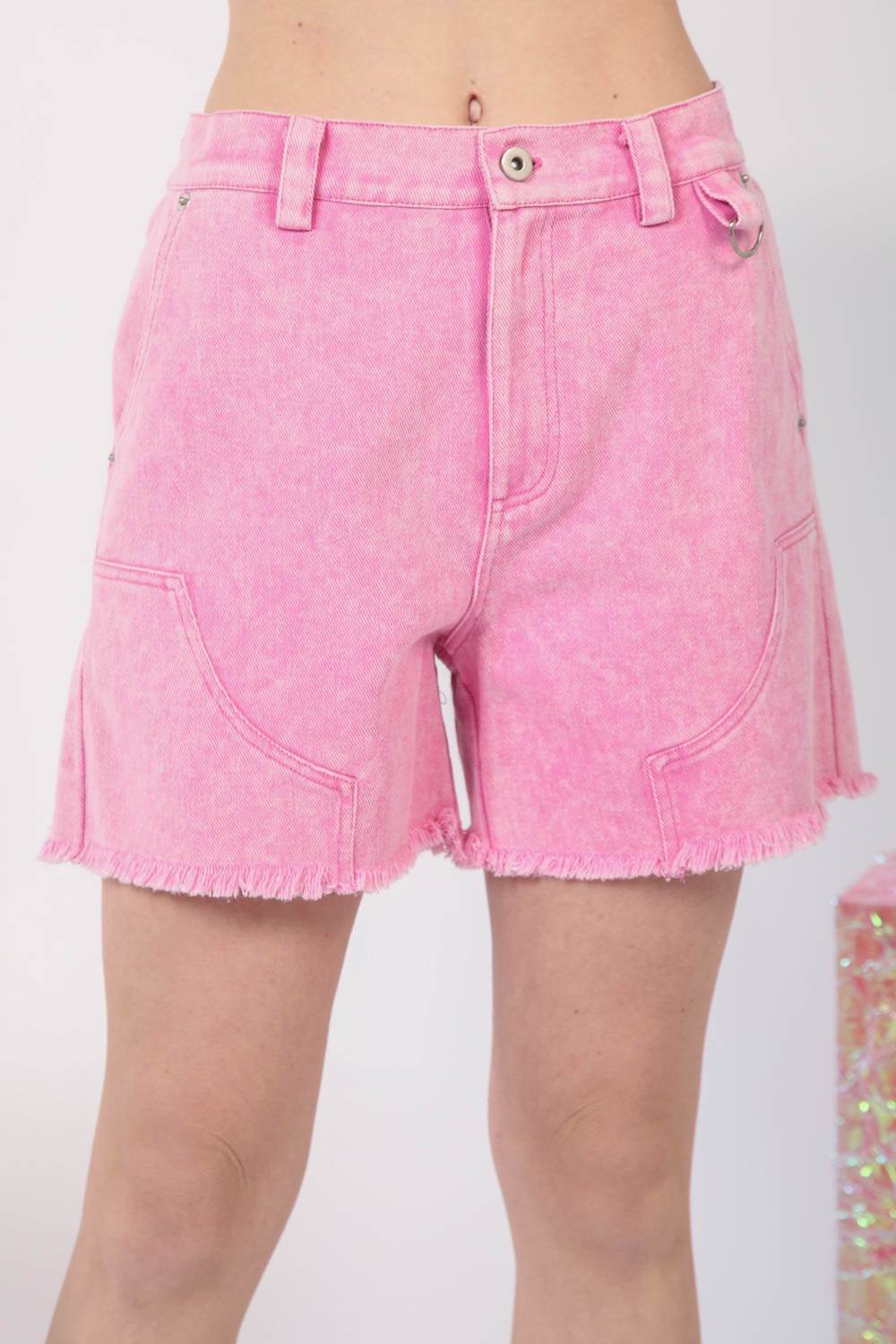 VERY J Washed Raw Hem Denim Shorts - Delanoir