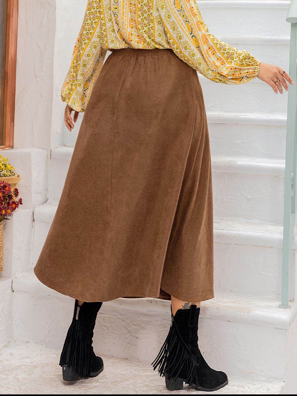 Plus Size Embroidered Pocketed High Waist Skirt - Delanoir