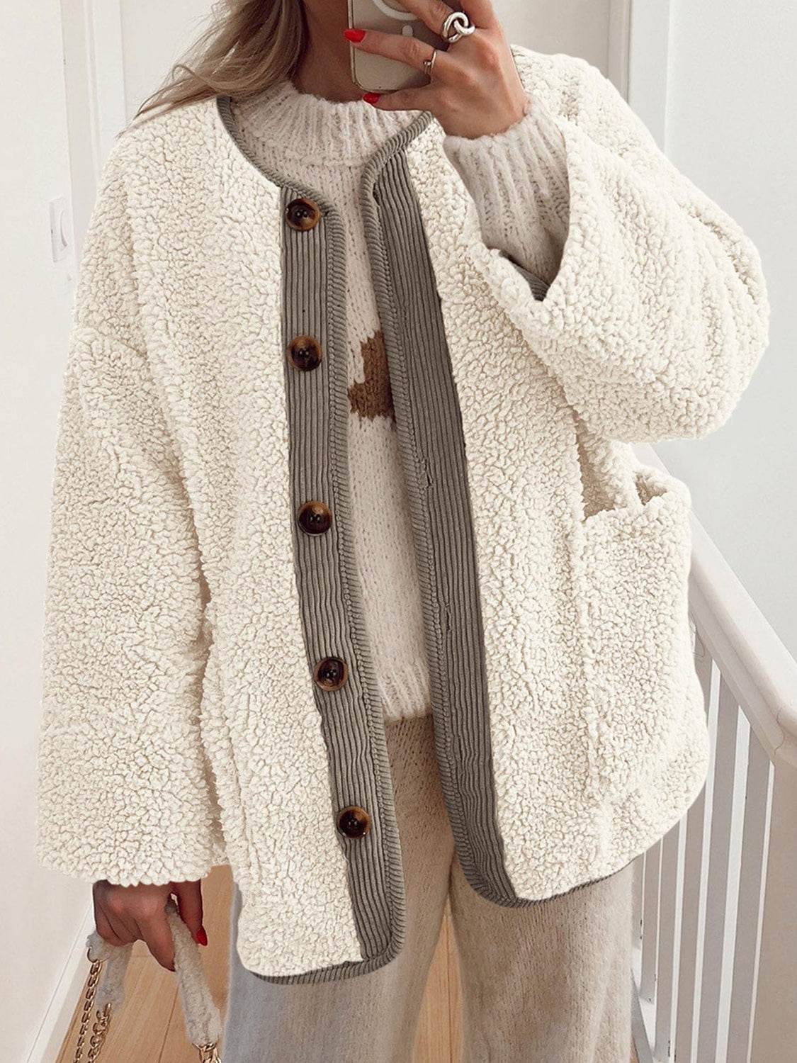 Contrast Button Up Sherpa Jacket with Pockets - Delanoir