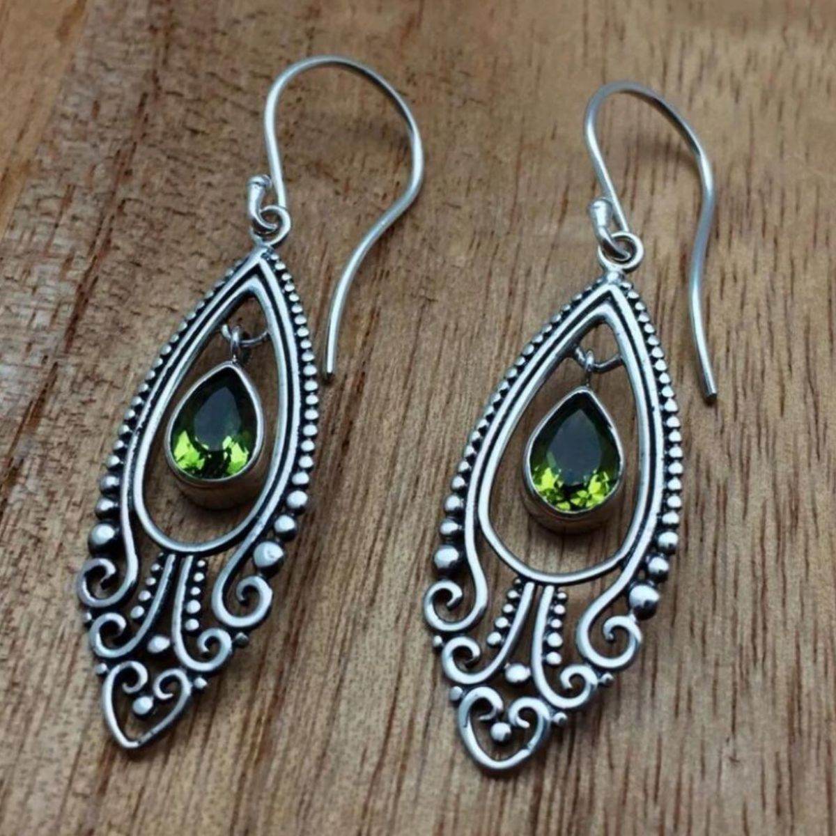 Alloy Rhinestone Cutout Earrings - Delanoir