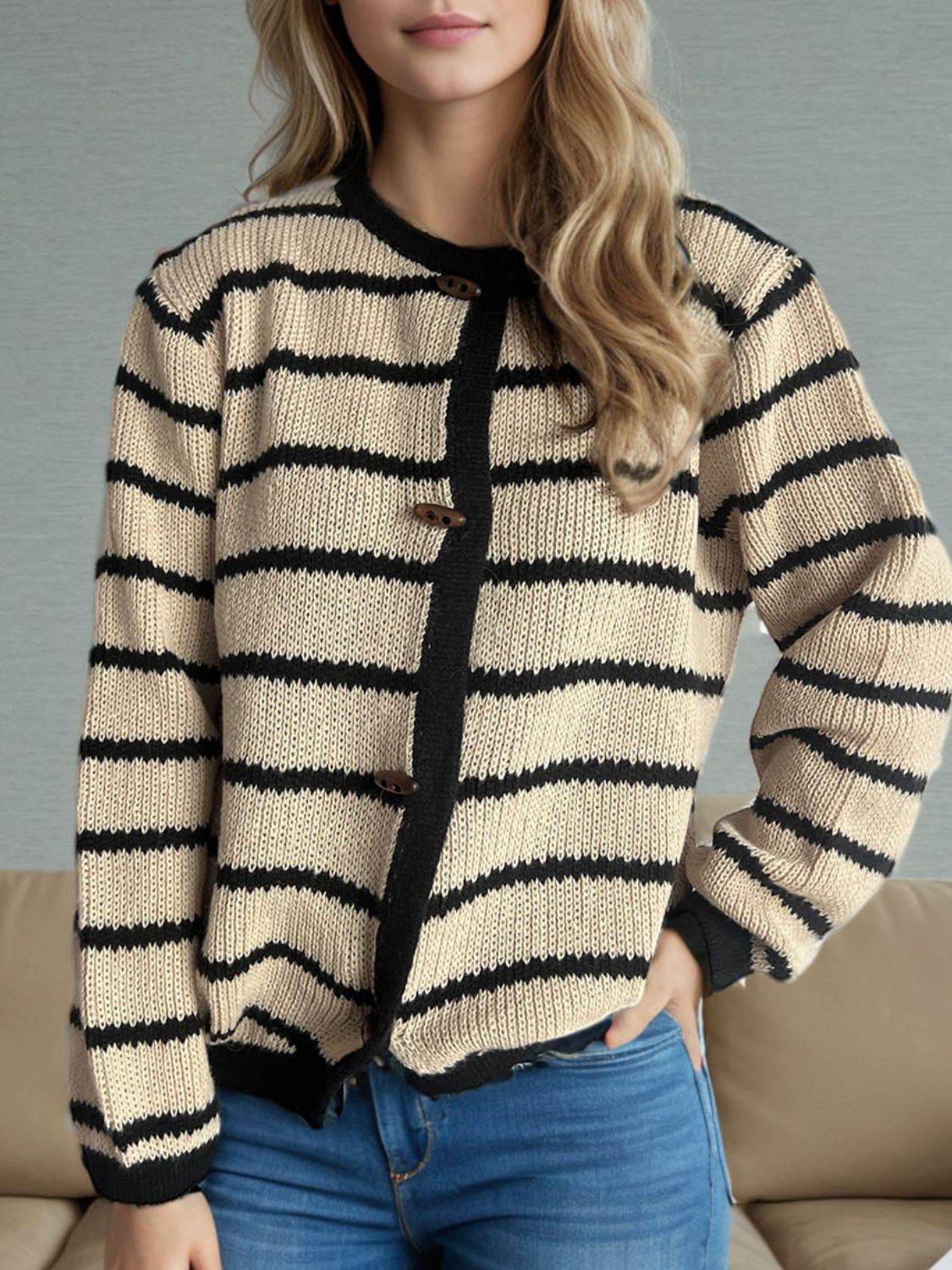 Striped Round Neck Long Sleeve Cardigan - Delanoir