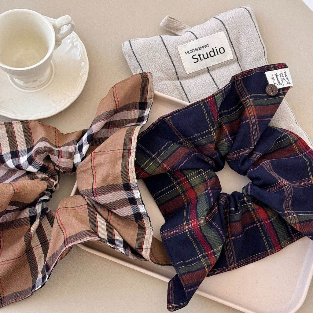Contrast Plaid Elastic Hair Scrunchy - Delanoir