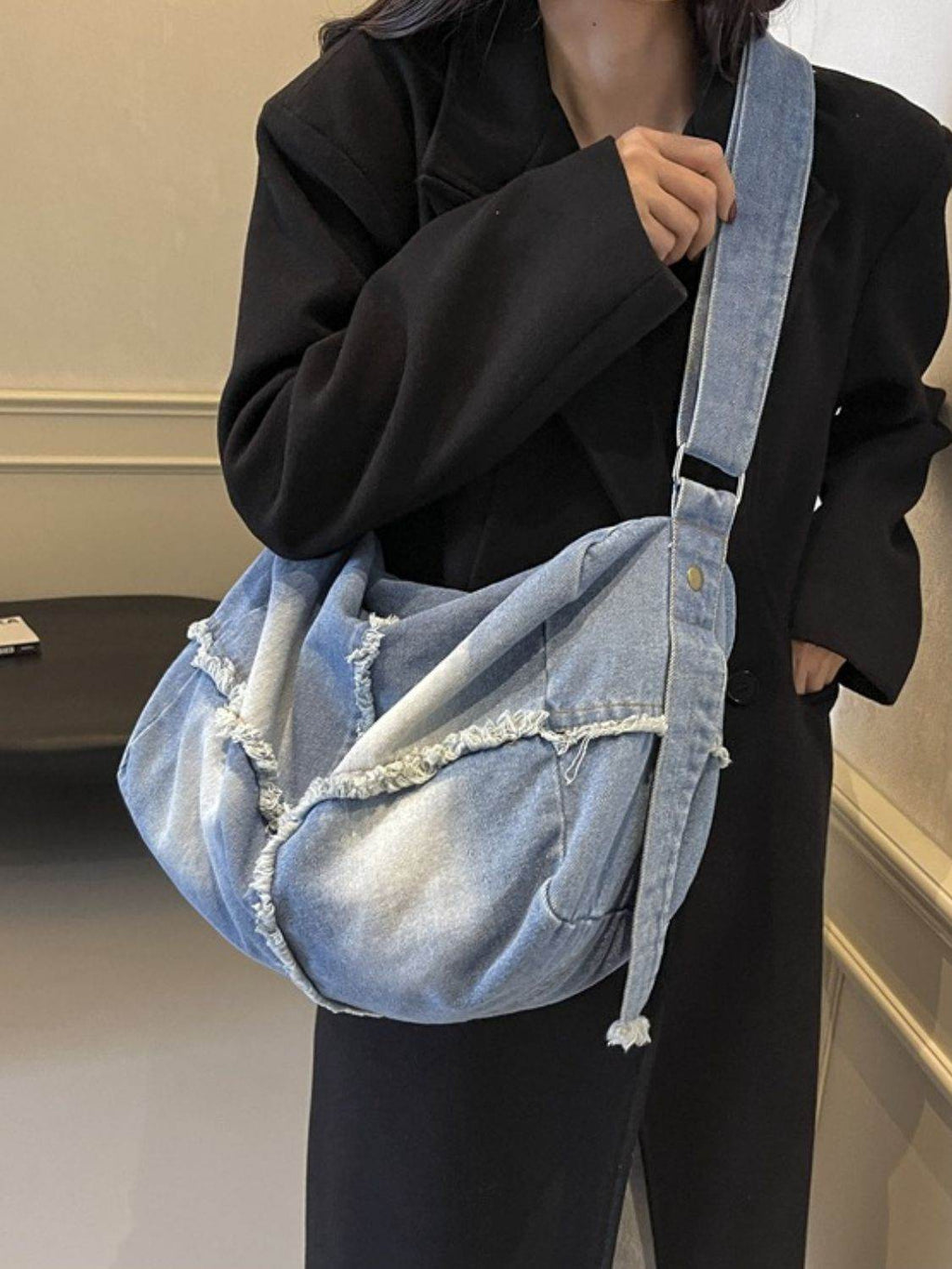 Raw Hem Gradient Crossbody Bag - Delanoir