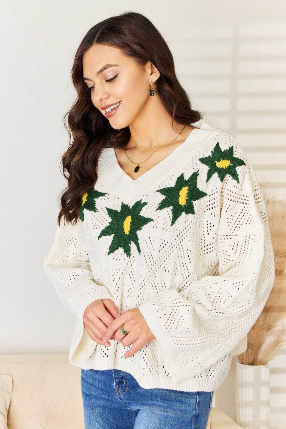 POL Floral Embroidered Pattern V-Neck Sweater - Delanoir