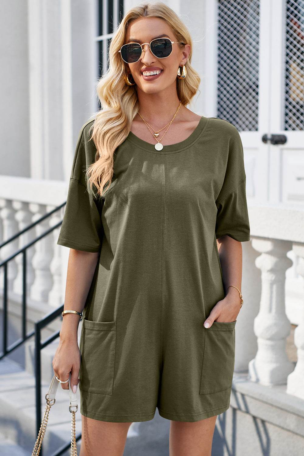 Lovelet Backless Round Neck Half Sleeve Romper - Delanoir