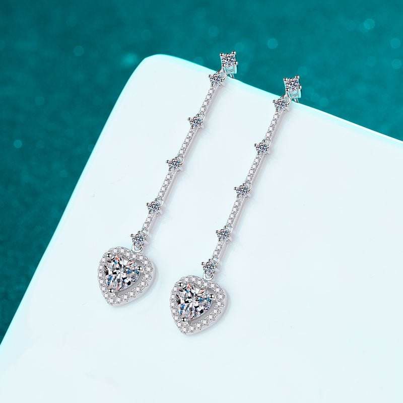 2 Carat Moissanite Zircon 925 Sterling Silver Heart Earrings - Delanoir