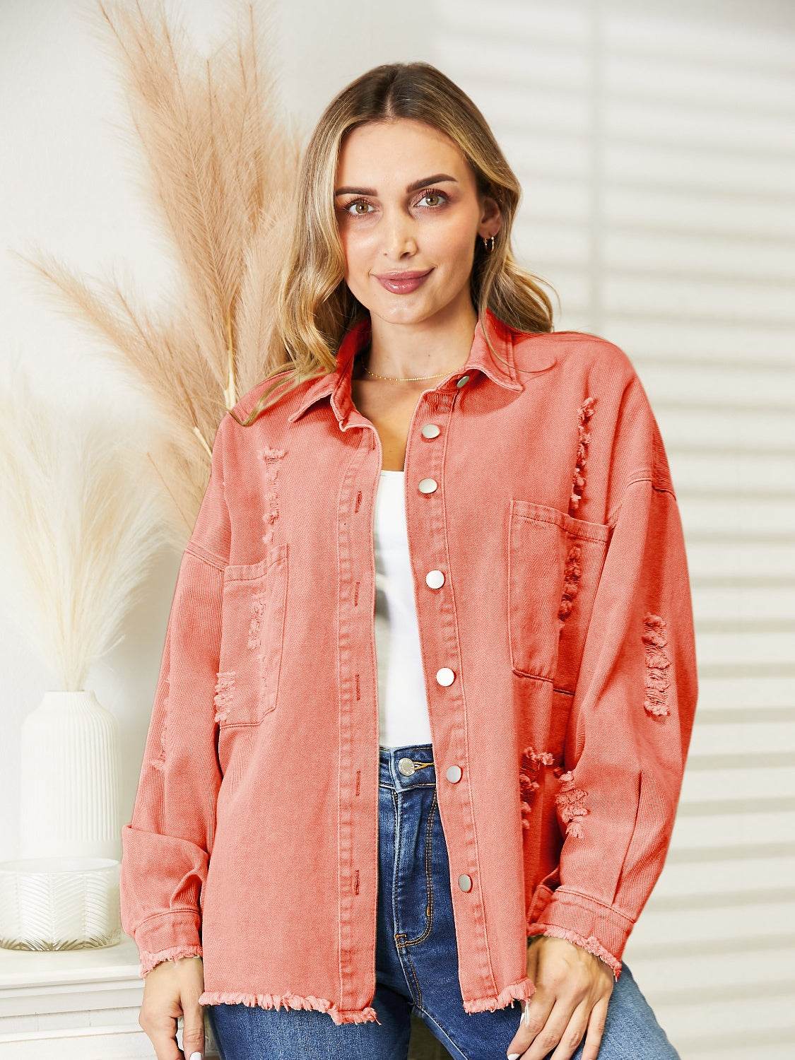 Distressed Raw Hem Denim Jacket - Delanoir