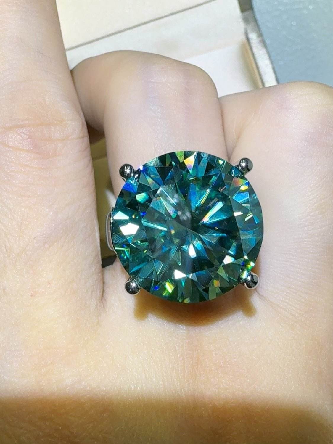 20 Carat Moissanite 925 Sterling Silver Ring - Delanoir