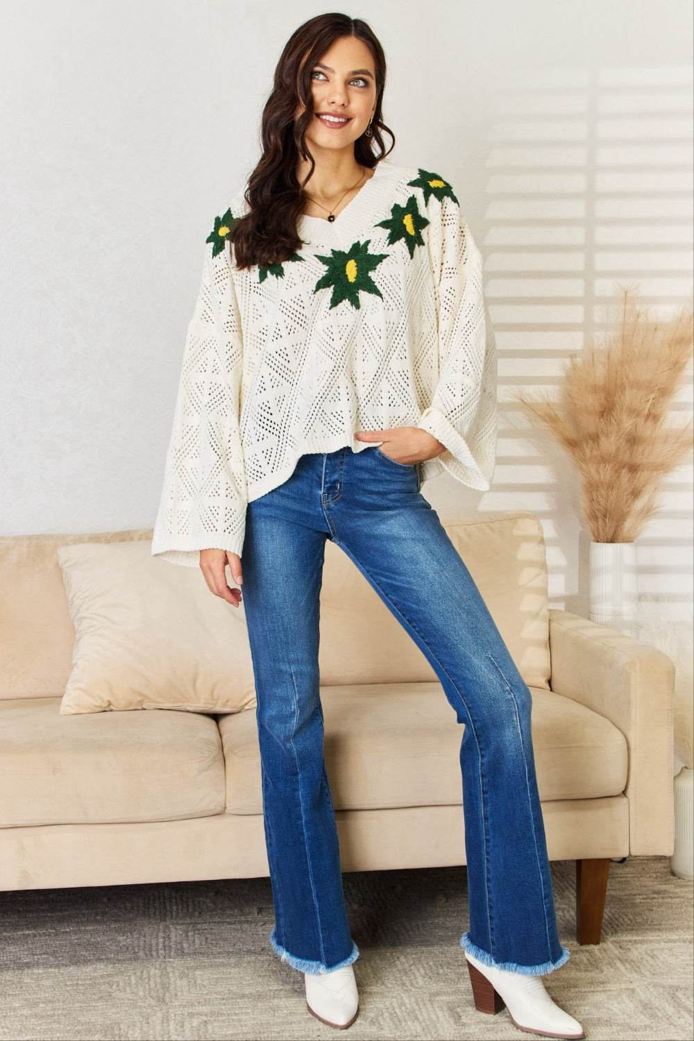 POL Floral Embroidered Pattern V-Neck Sweater - Delanoir