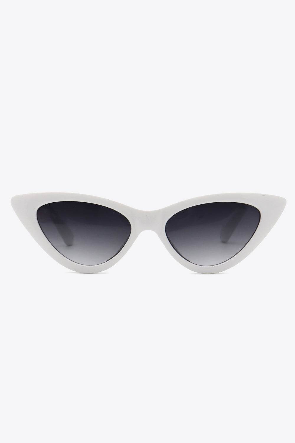 Chain Detail Cat-Eye Sunglasses - Delanoir
