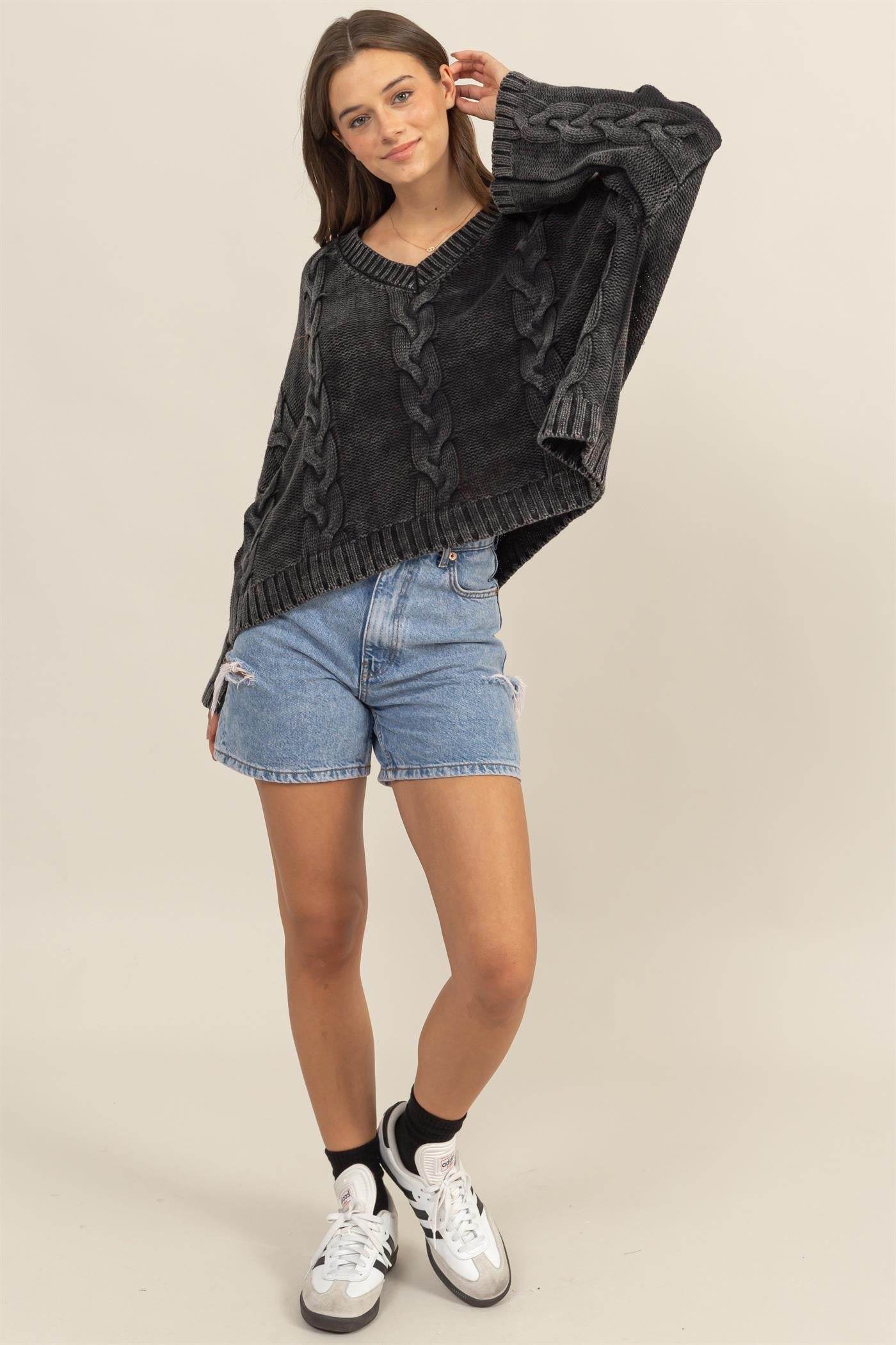 HYFVE Cable Knit V-Neck Dropped Shoulder Oversized Sweater - Delanoir