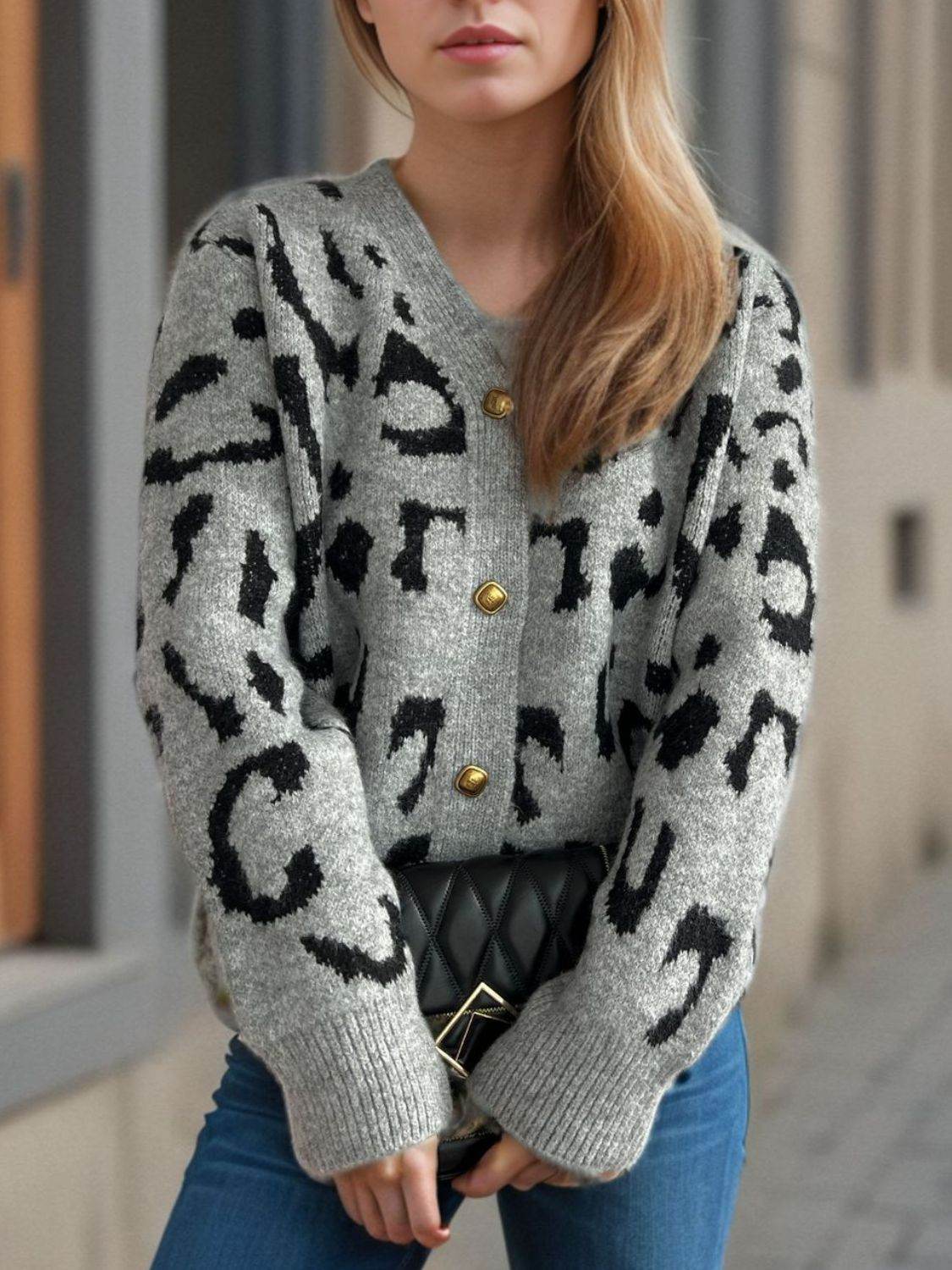 Leopard V-Neck Button Up Cardigan - Delanoir