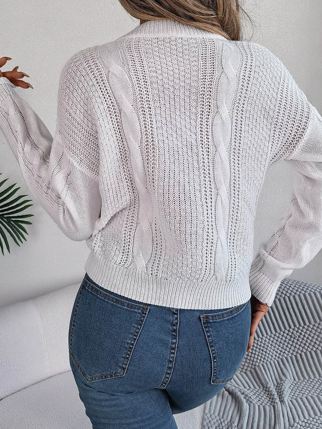 Cable-Knit Buttoned Round Neck Sweater - Delanoir