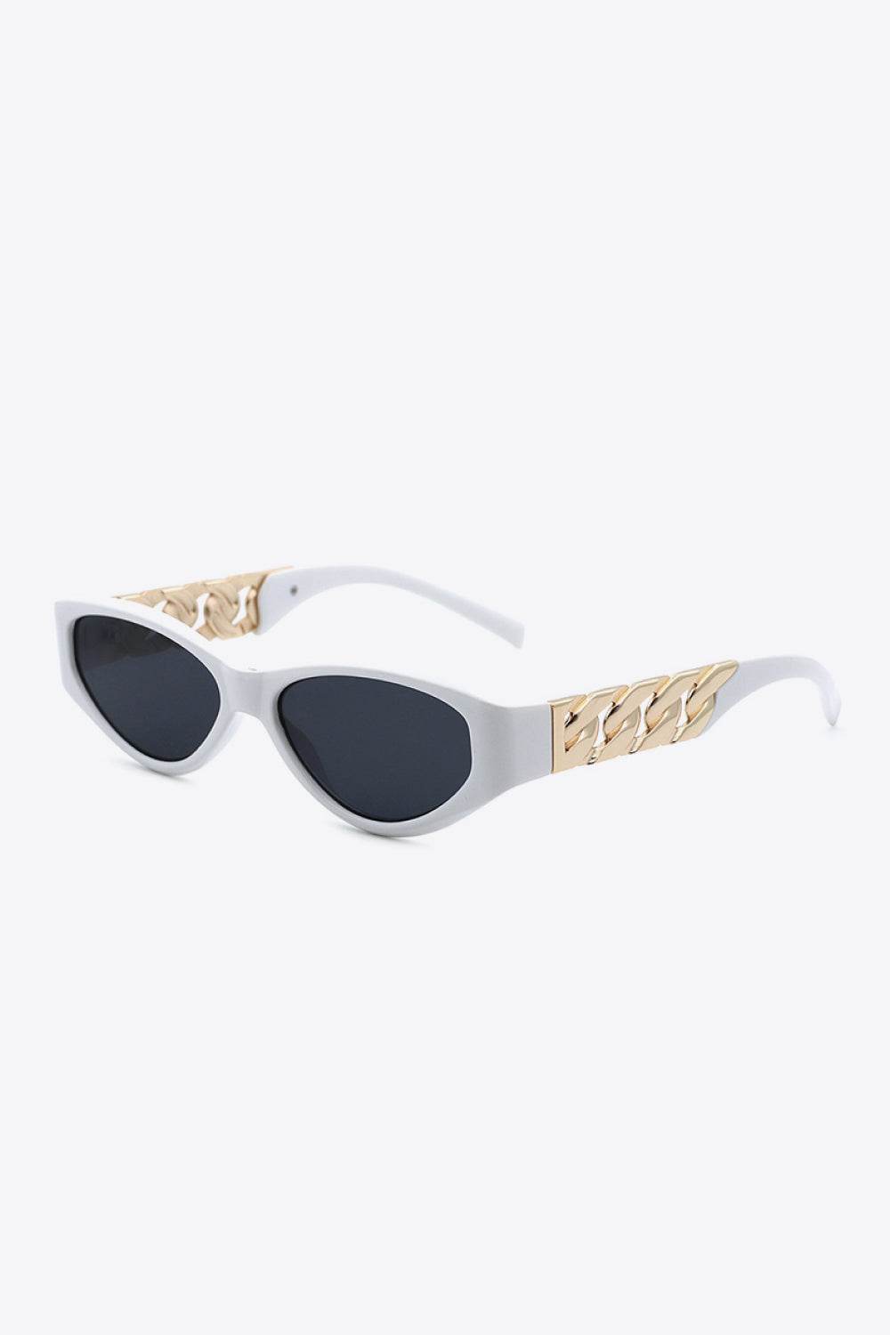Chain Detail Temple Cat Eye Sunglasses - Delanoir