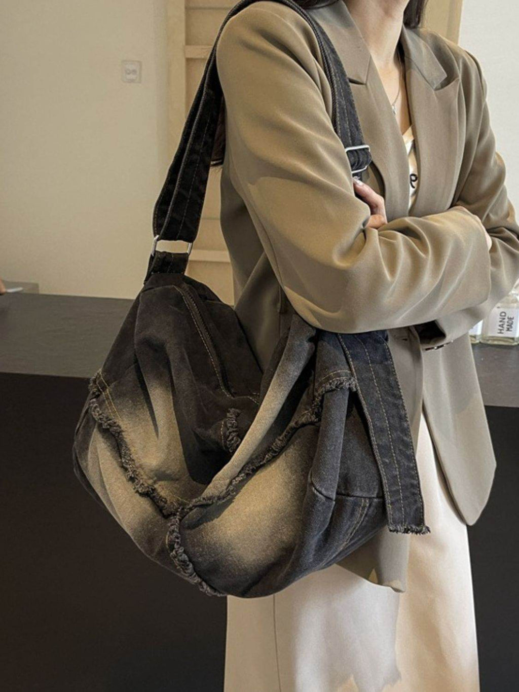 Raw Hem Gradient Crossbody Bag - Delanoir