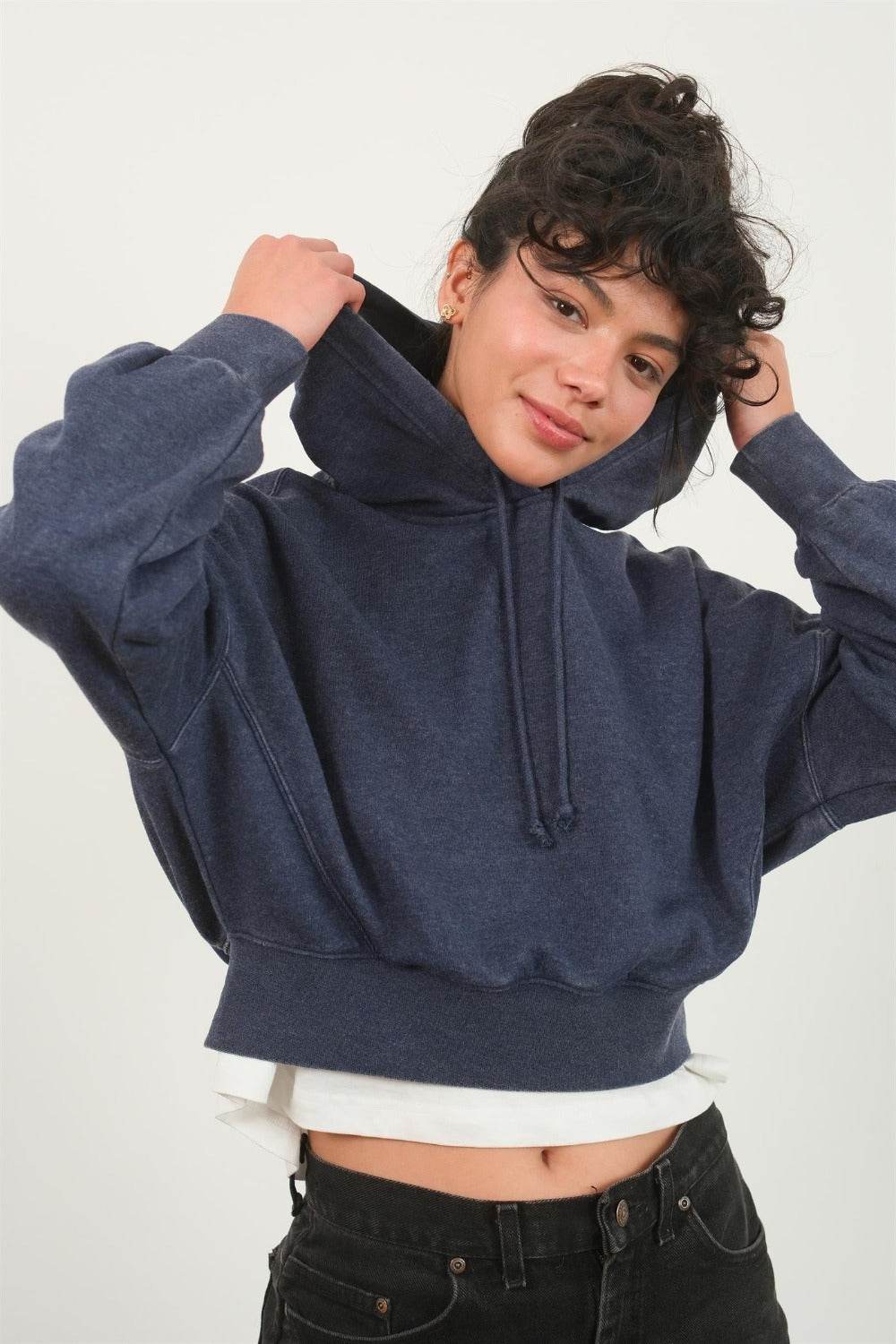 HYFVE Drop Shoulder Cropped Hoodie - Delanoir