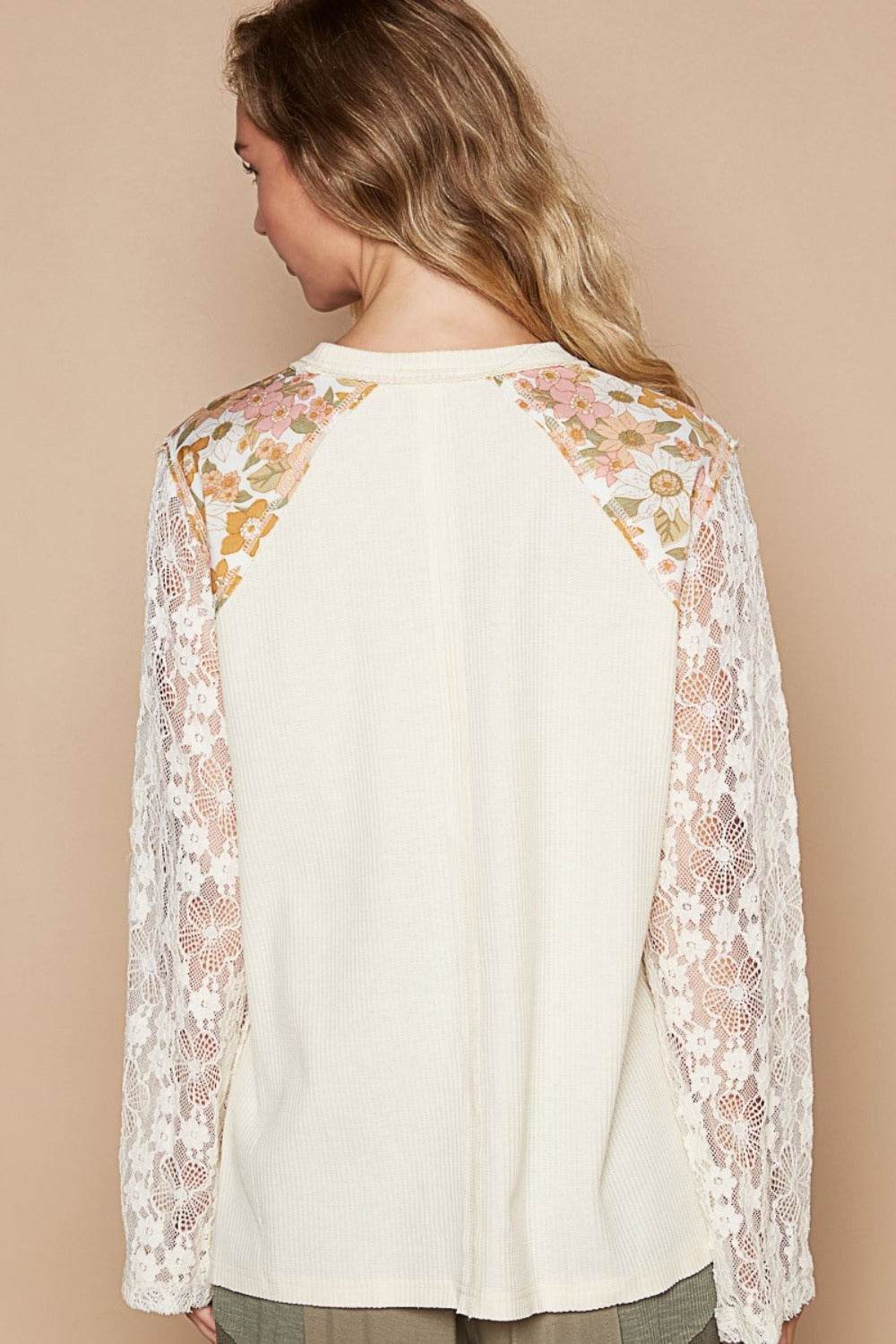 POL Flower Patch Lace Sleeve Knit Top - Delanoir