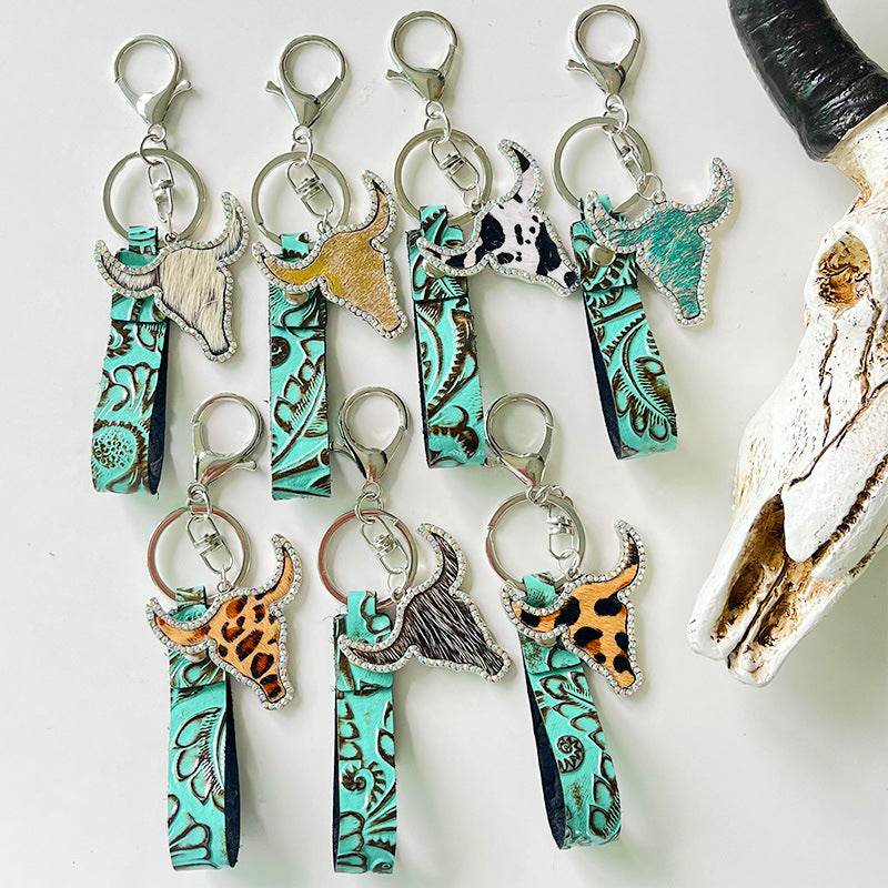 Rhinestone Bull Keychain - Delanoir