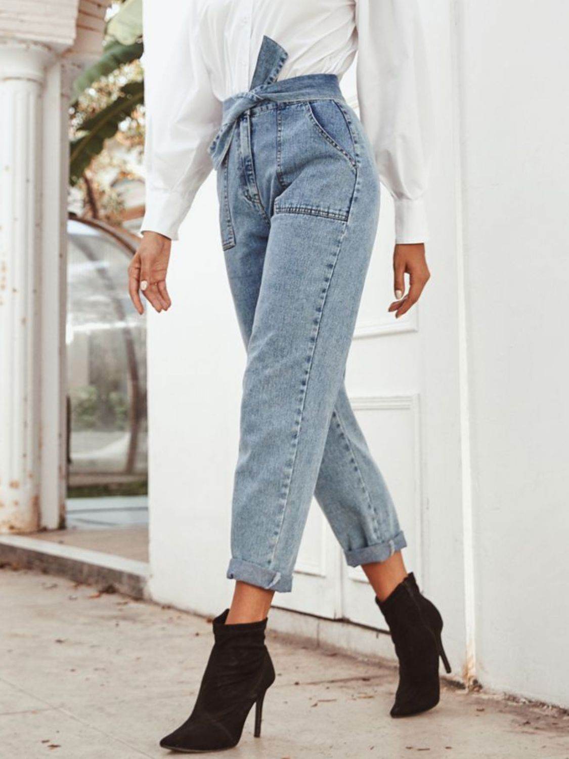 Tied Straight Leg Jeans with Pockets - Delanoir