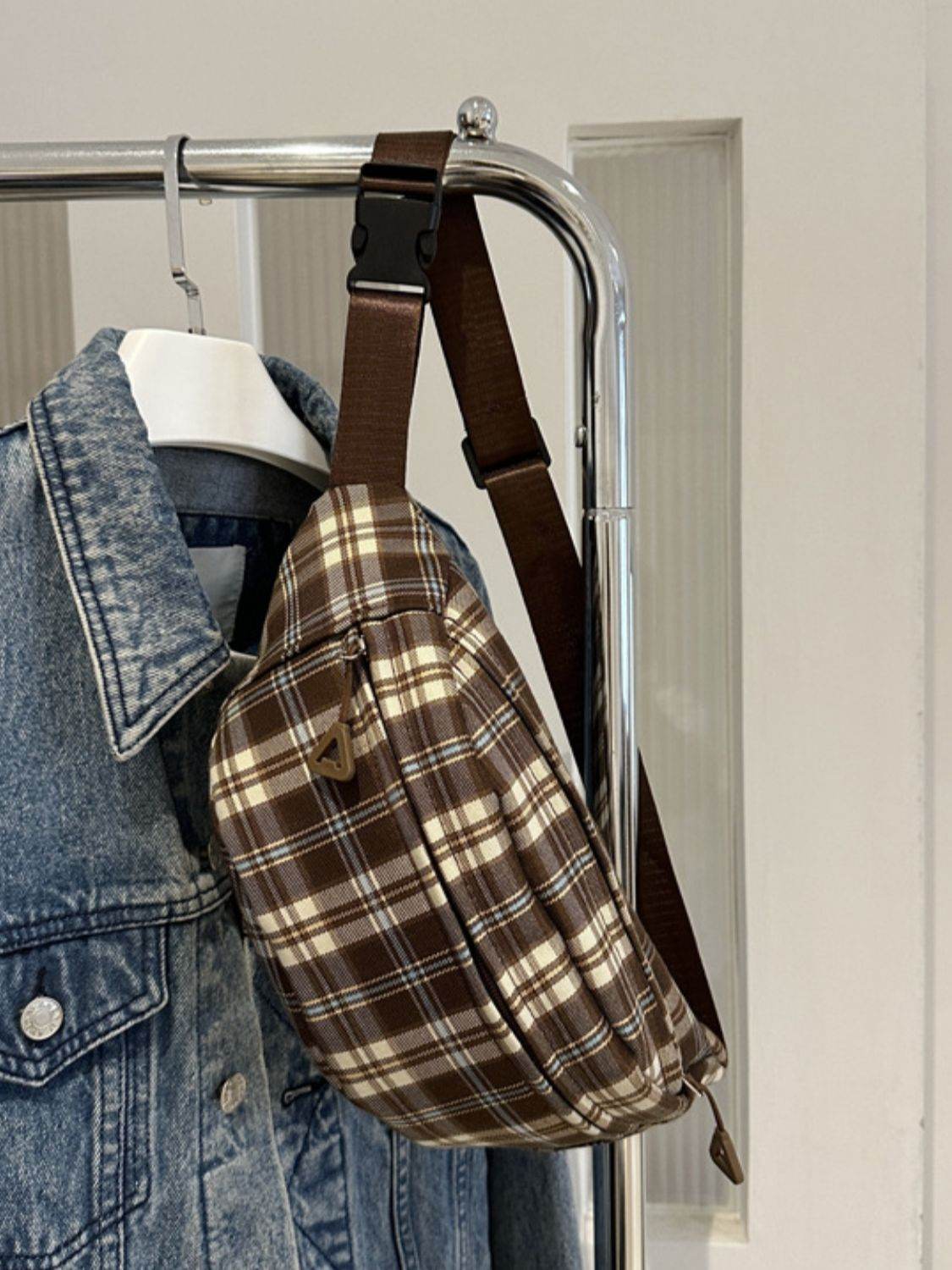 Plaid Adjustable Strap Crossbody Bag - Delanoir
