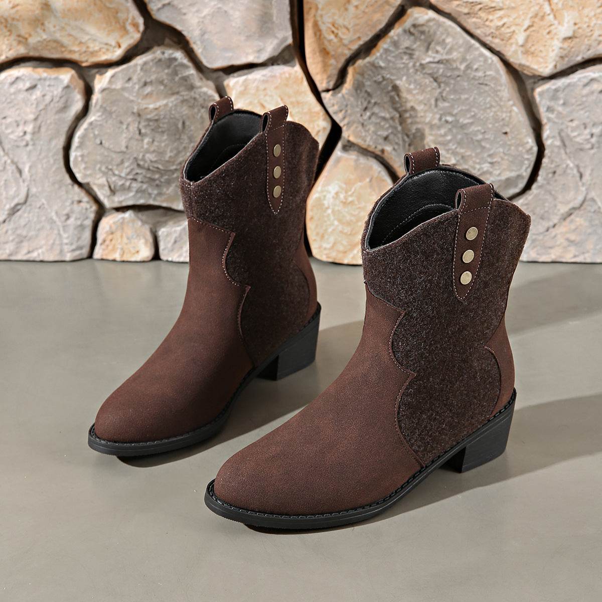 Suede Point Toe Block Heel Boots - Delanoir