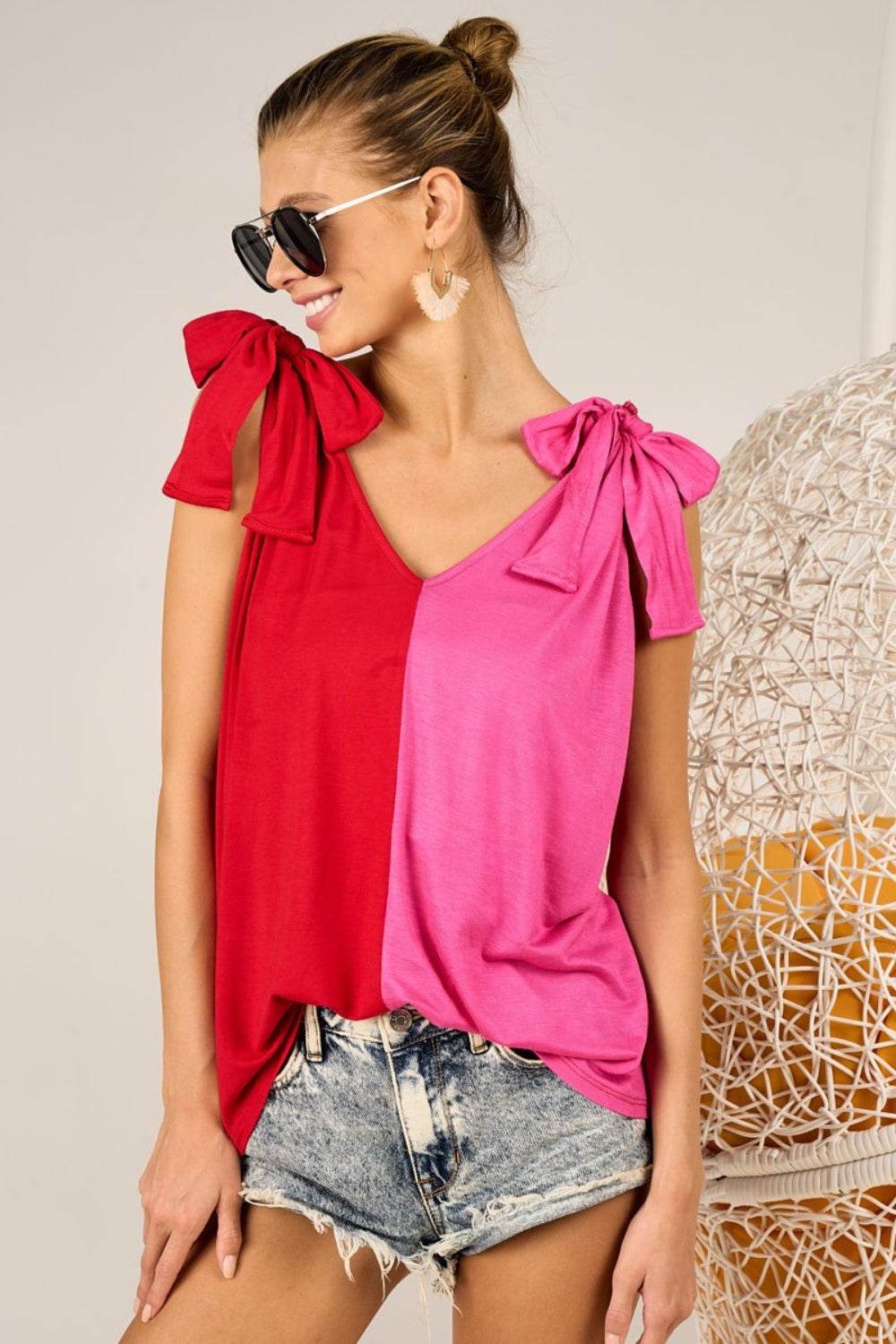 BiBi Shoulder Ribbon Tied Contrast Tank - Delanoir