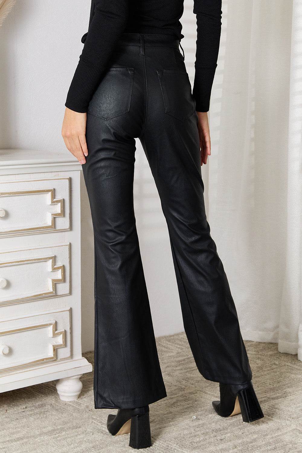 Kancan Slit Flare Leg Pants - Delanoir