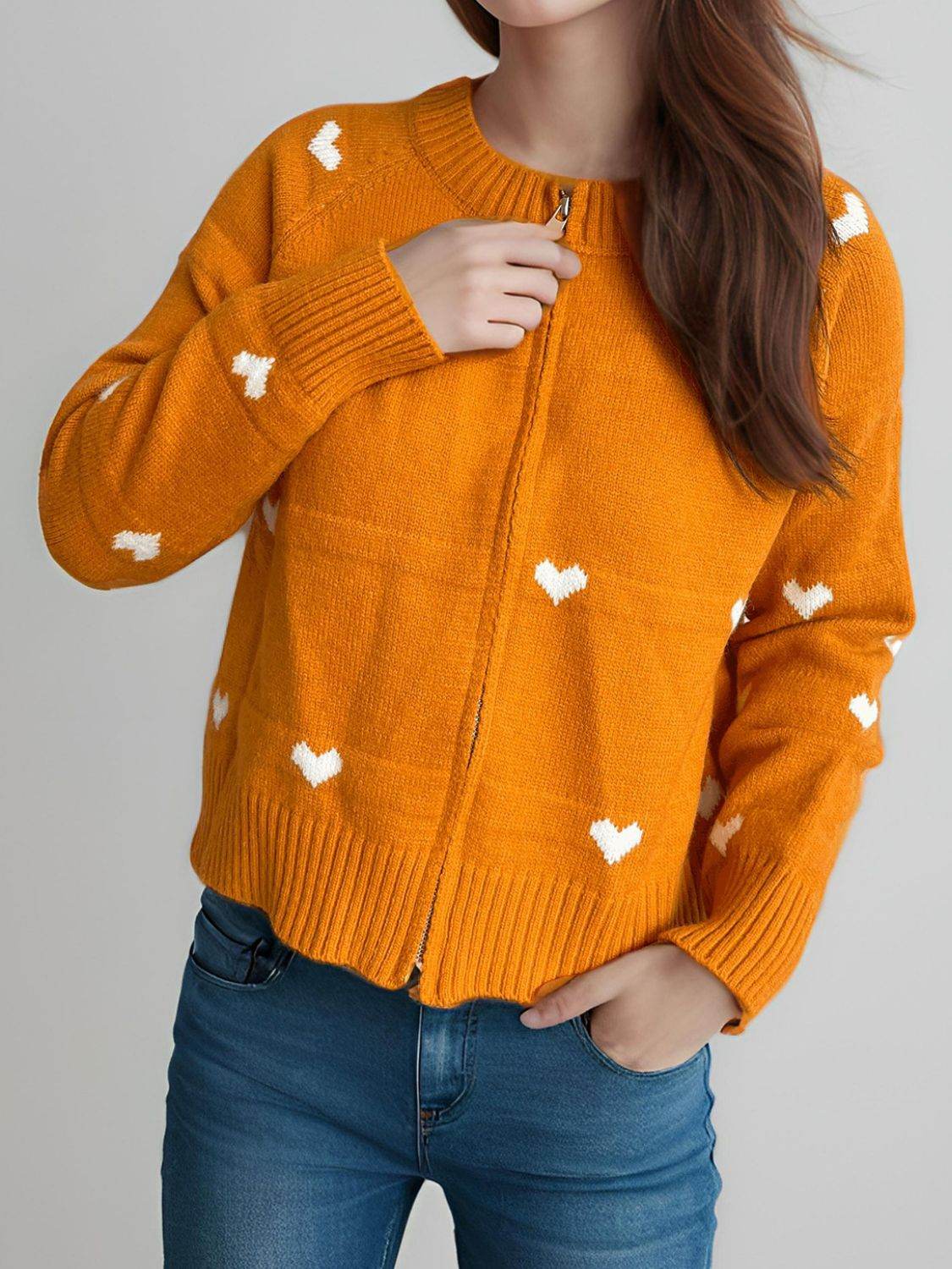 Heart Round Neck Zip Up Cardigan - Delanoir